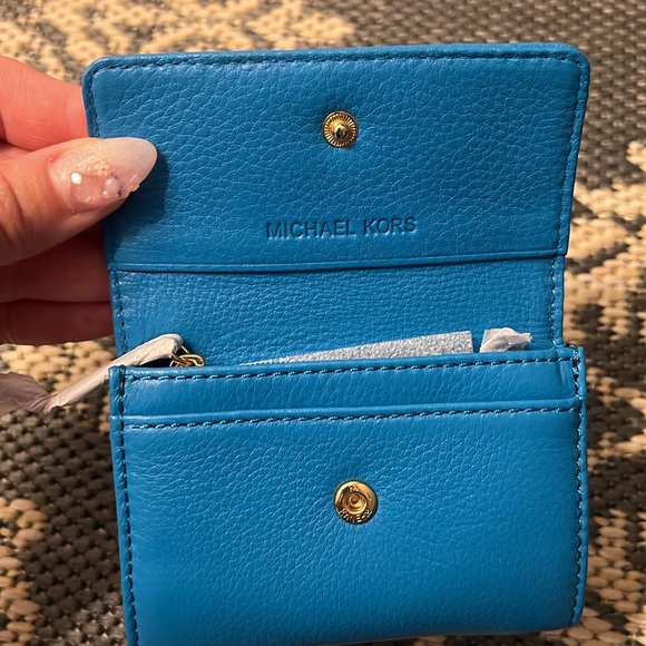 Brand New Michael Kors Jet Set Flap Coinpurse - Picture 5 of 11